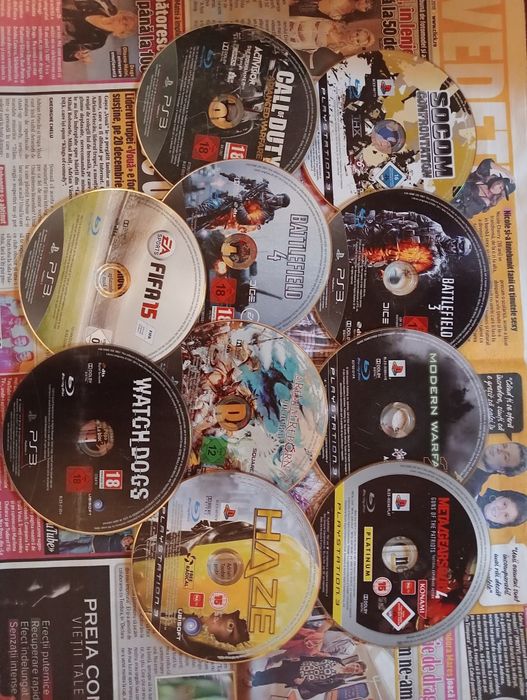 Vand ps3 plus jocuri