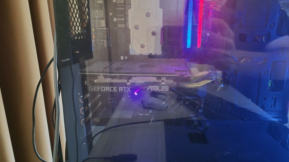 ASUS Dual GeForce RTX 3050 8GB - Oтлично състояние
