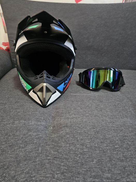 Vand casca cross-Atv!!!