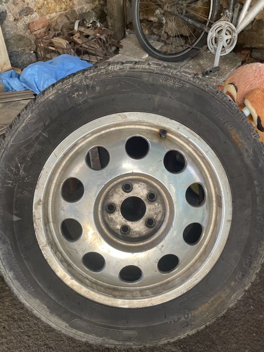 Шайба 15 с добра зимна гума