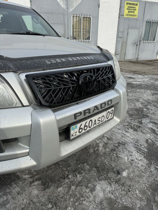 Решетка радиатора Toyota Prado 120 TRD