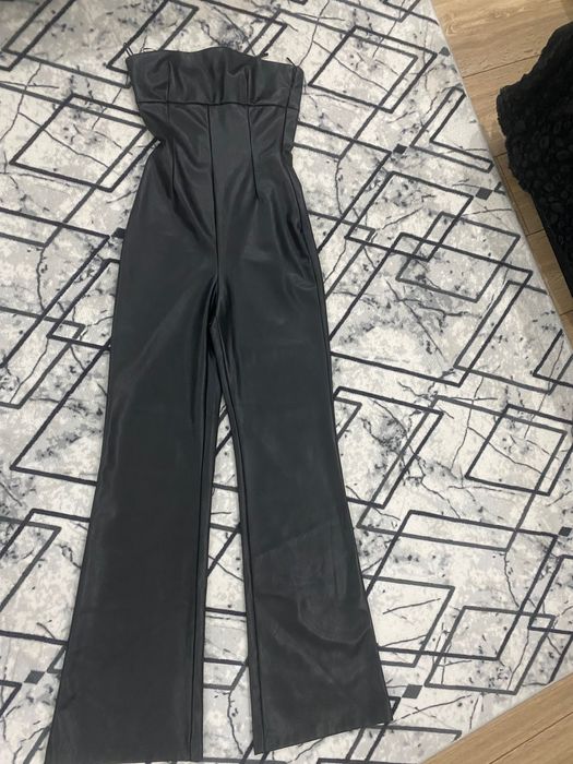 Кожен гащеризон Zara