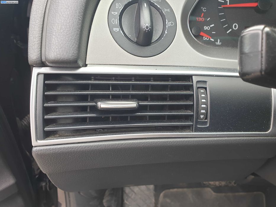 Grila Gura Aer Ventilatie Aerisire Bord Stanga Audi A6 C6 2004 - 2011 [K8538]
