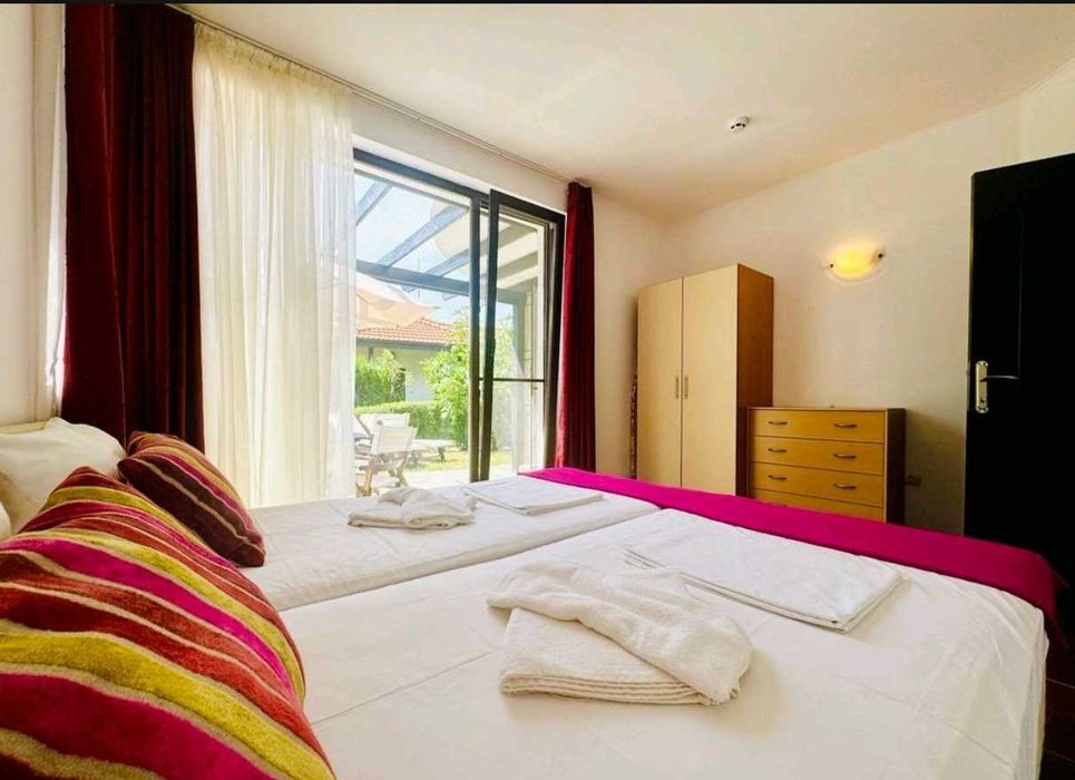 Продава се Тристаен апартамент в с. Кошарица, Област Бургас - 100 кв.м за 859 €/кв.м - Снимка #6