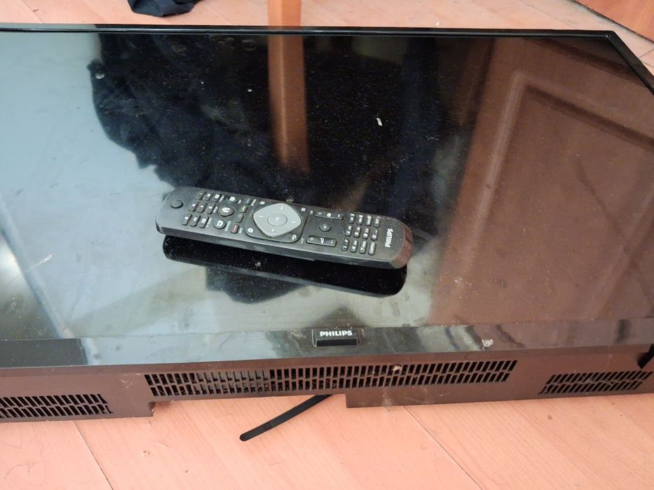 Филипс -filips Телевизор