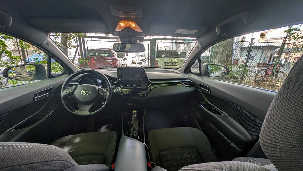 Toyota C-HR 2022 C-ULT Hybrid | Motor 1.8 | 30.000 KM