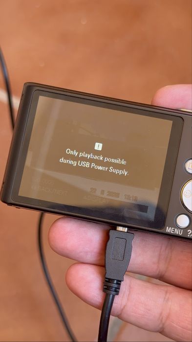 Sony Cyber-shot DSC-W730
