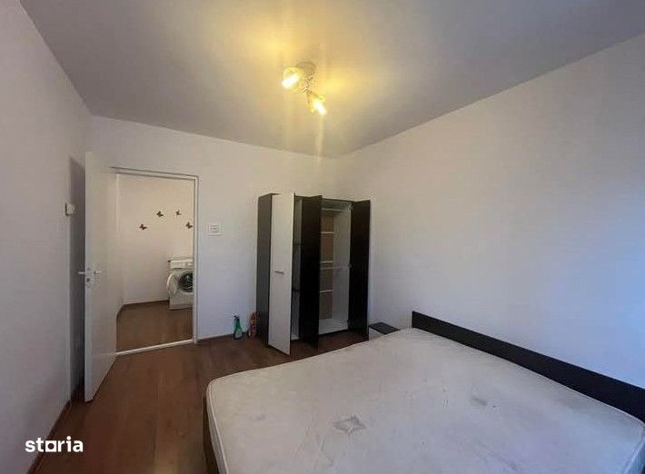 Apartament 2 camere semidecomandate+ balcon, et. 4/10 cu lift, zona Hi