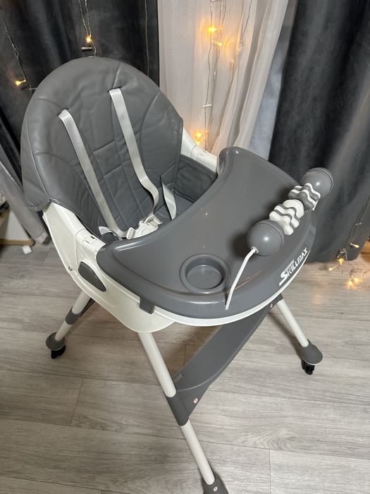 Продаю детский стол