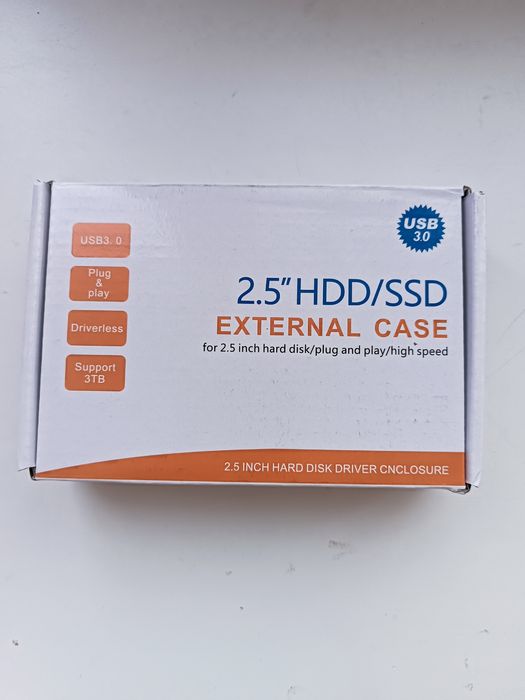 Переносной жёсткий диск 750 ГБ