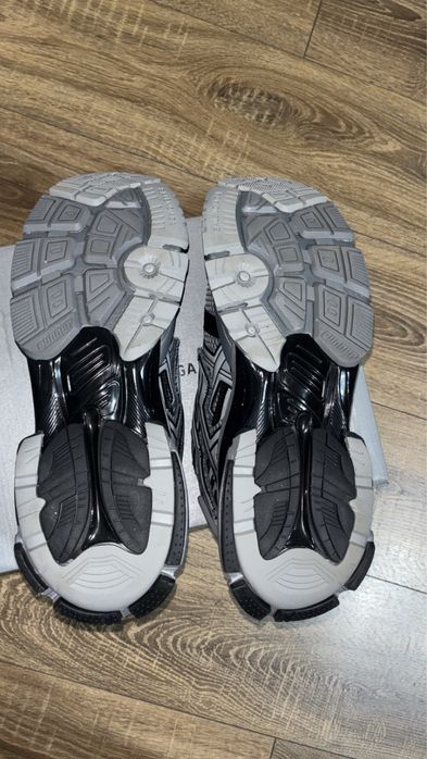 Balenciaga Runner