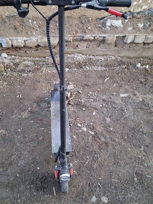 Продам электросамокат .не на ходу