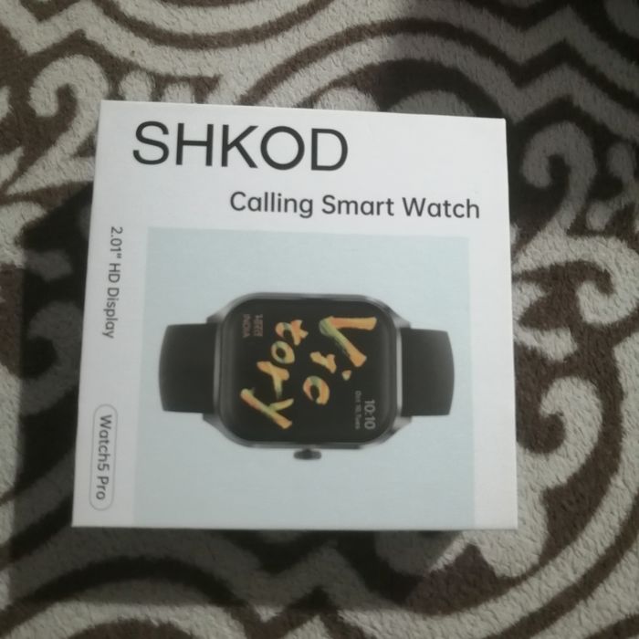 Смарт часы новые.