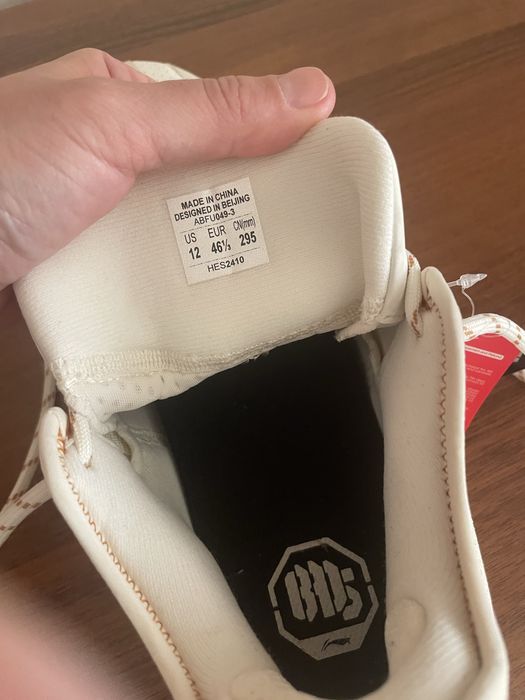 Продам красовки оригинал li-ning Badfive