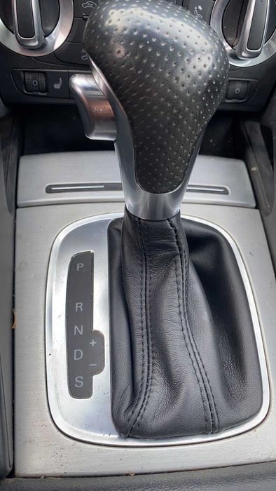 Естествена Кожа Маншон Скоростен Лост За Audi Ауди А6 04-10  Код АК 89