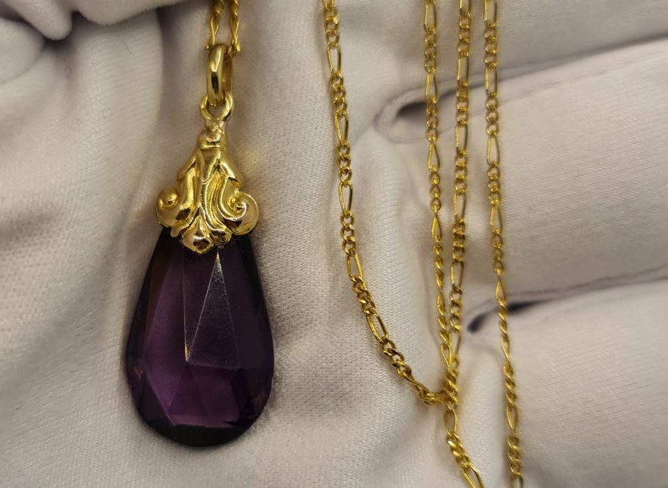 Pandant aur galben 18k cu ametist natural