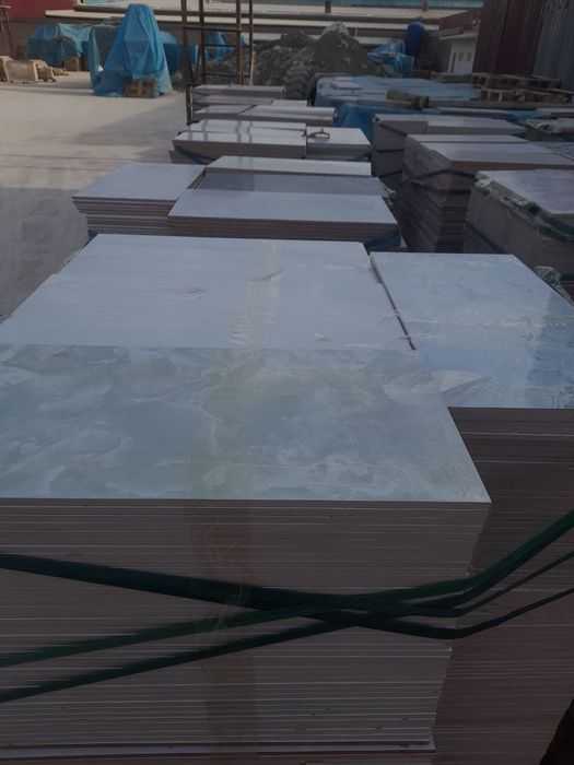 Kafel plitka keramika