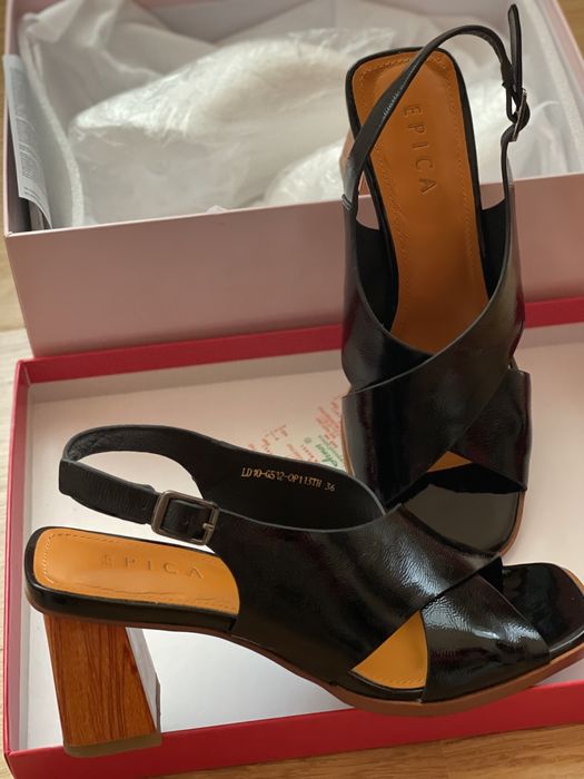 Sandale Epica piele naturala lăcuită Nou