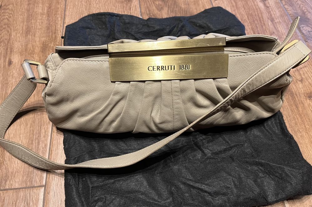 Оригинална нова чанта Cerruti 1881