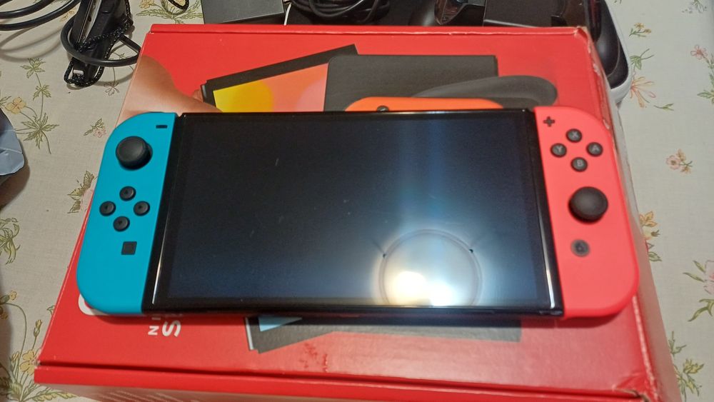 nintendo switch oled,Коледен подарък.
