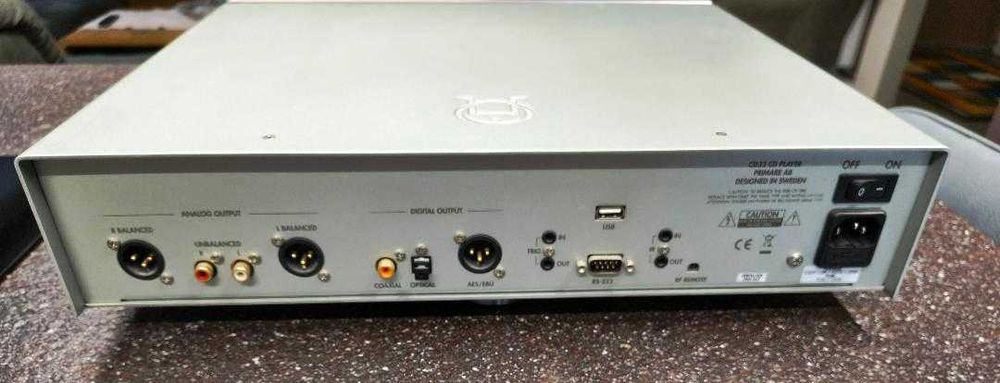 Amplificator Primare I 32 + CD Player CD32