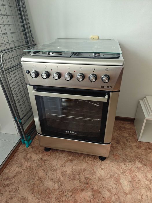 Продам кухонную плиту