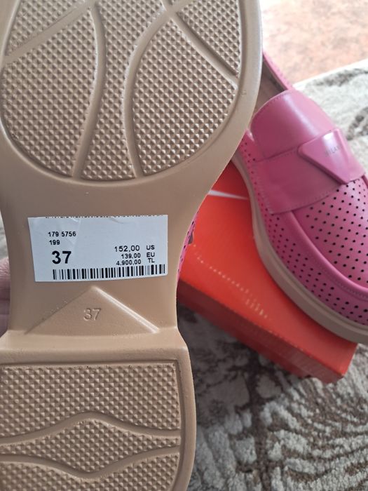 Продам обувь 37 размер