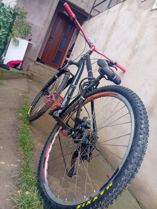 Vând bicicleta rockrider st120, bicicleta este într-o stare bună