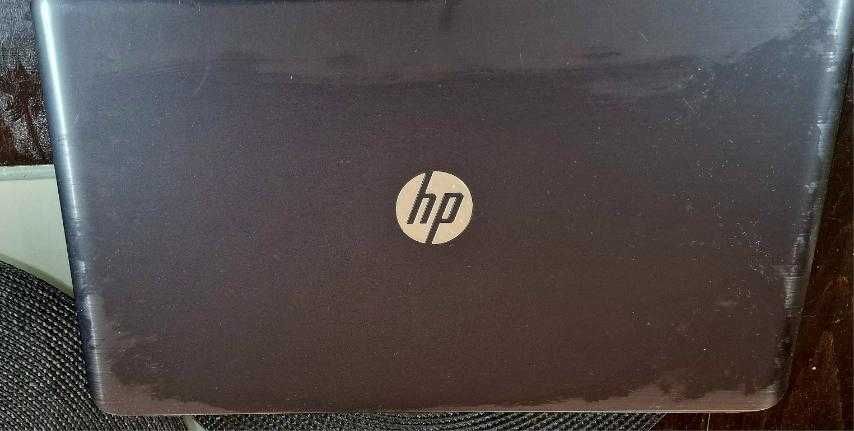 Продавам лаптоп 17 инч HP Pavilion 17-e125ez за части в отлично състоя