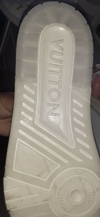 Adidași noi Luis vuitton