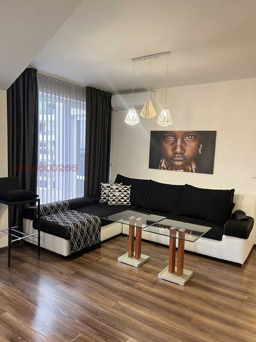 Дава се под наем Двустаен апартамент в Варна, м-т Траката - 70 кв.м за 663 € - Снимка #1