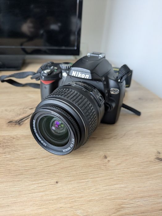 Nikon D40X - Перфектен за Начинаещи, Пълен Комплект с с Обектив 18-55