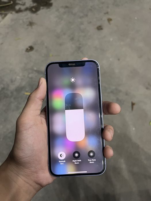 iphone 12 ochilmagan