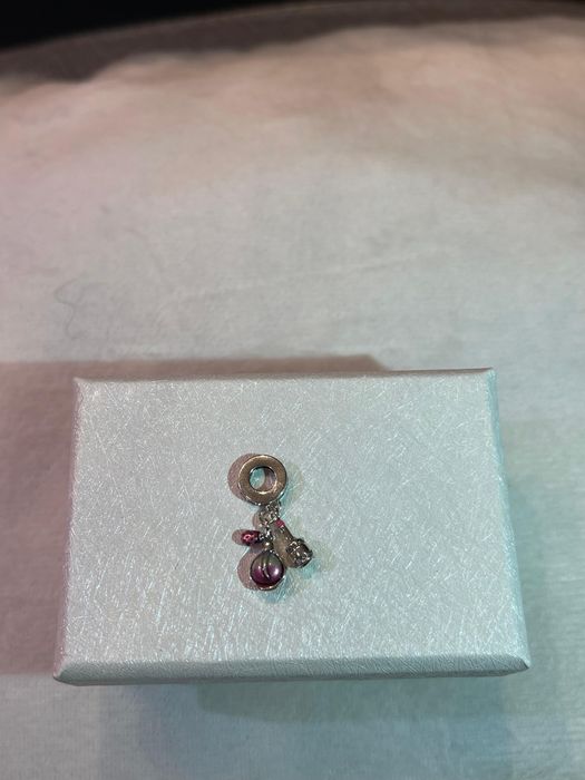 Charm Pandora cu ruj si parfum argint 925