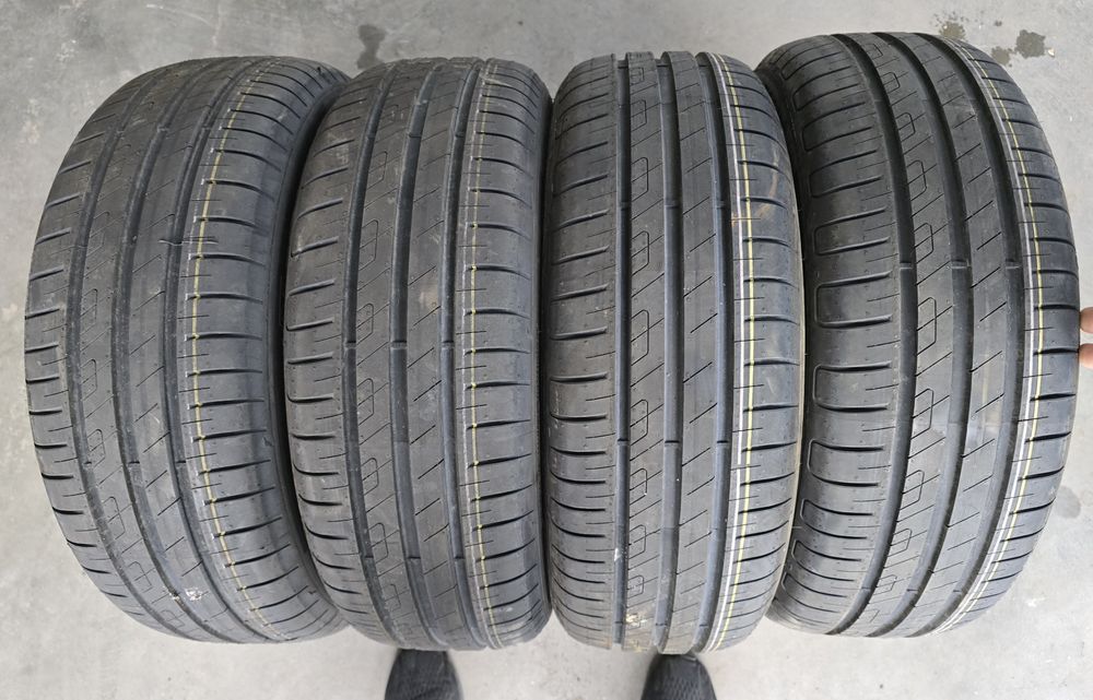 НОВИ ГУМИ 195/55/16 DOT1525 GOODYEAR