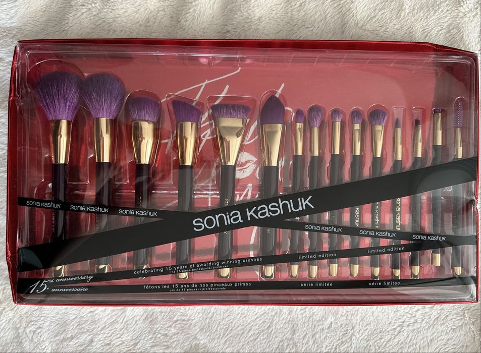 Set pensule machiaj Sonia Kashuk