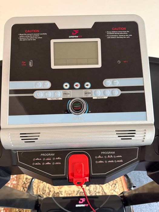 Продаётся беговая дорожка, для пользователей до 120 кг