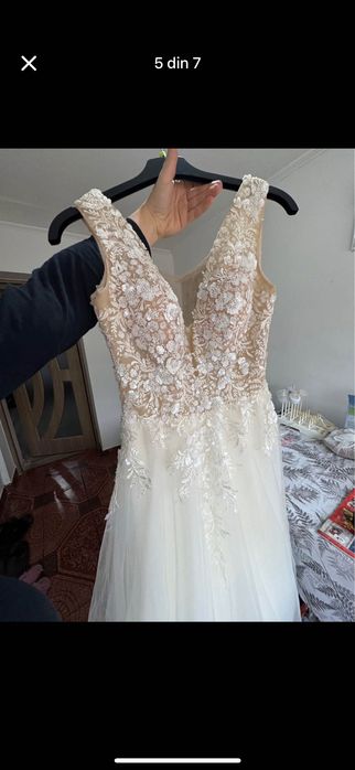 Vand rochie mireasa