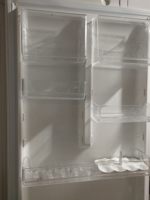 Холодильник б/у мотор рабочий