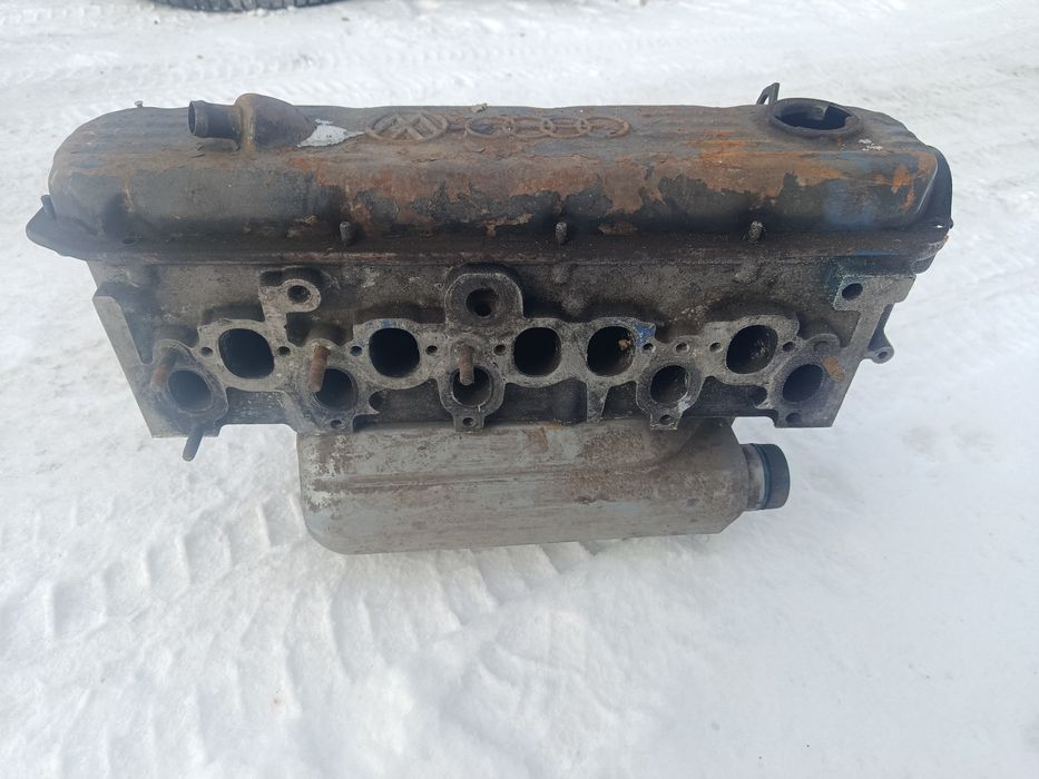 ГБЦ от Ауди 100 с3 объем 2,2