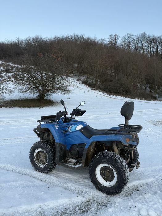 Vând atv cf moto