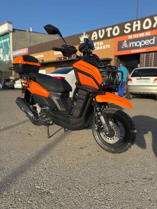 Skuter TANK 150CC — LED chiroq, 150cc
