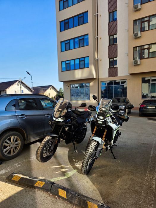 Motocicleta CF MOTO 450MT 2025