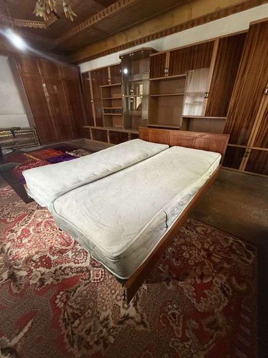 Eski mebellar sotiladi