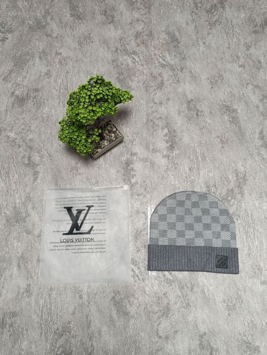 Căciulă Louis Vuitton