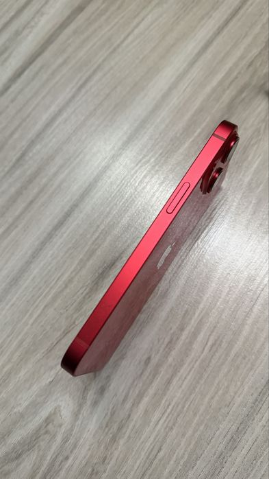 iPhone 14 128GB — отлично състояние + ПЪЛЕН КОМПЛЕКТ