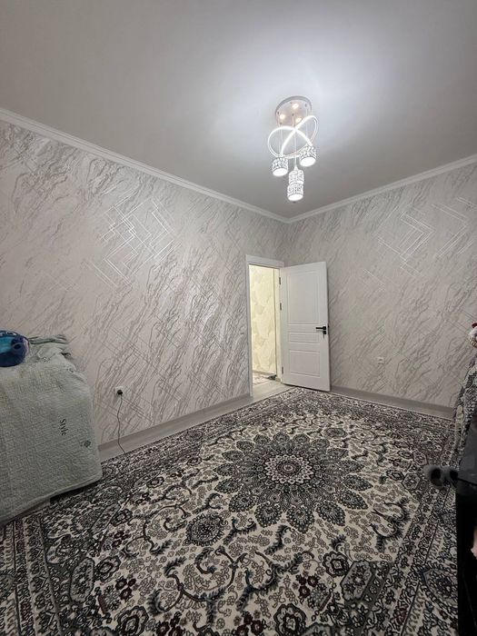 Урикзор бозор енида 16этажкани 9этажи 20минг