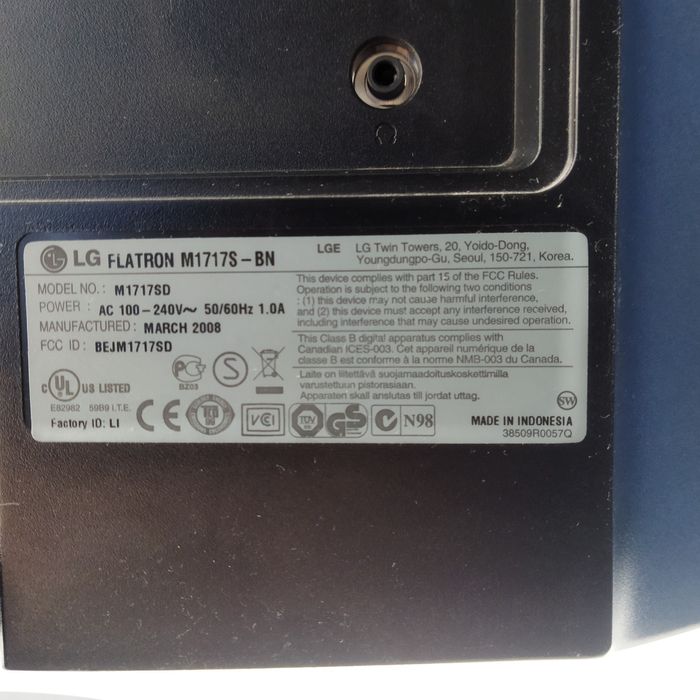 монитор  LG для компа б/у