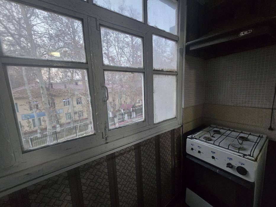 Zudlik bilan frunze massifda 1 xonali kvartira ijaraga beriladi