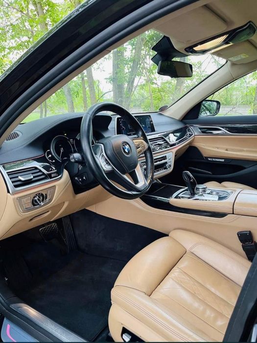 Bmw 730 xd model deosebit a